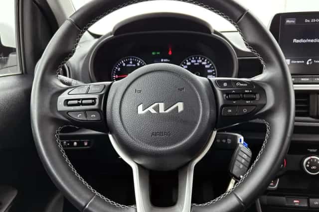 Kia Picanto (2022) thumbnail 30