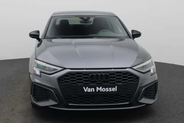 Audi A3 (2022) thumbnail 3