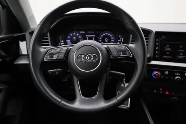 Audi A1 (2022) thumbnail 3