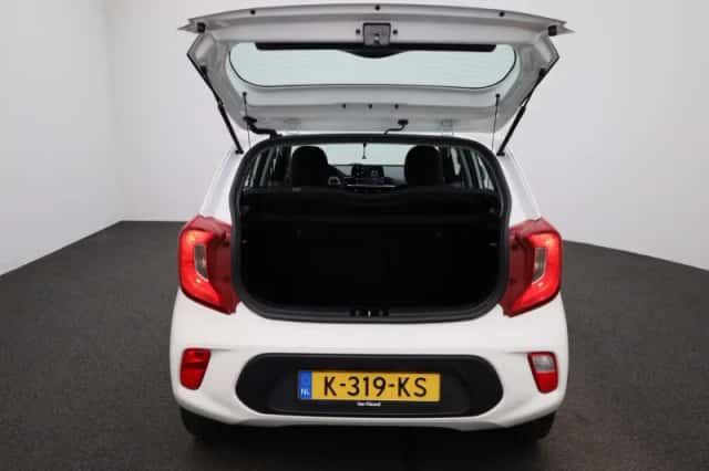 Kia Picanto (2021) thumbnail 12