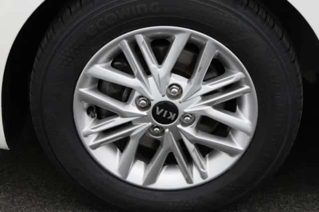 Kia Picanto (2021) thumbnail 13