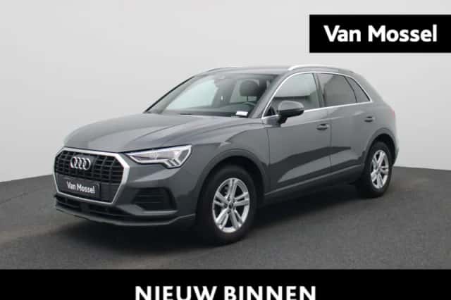 Audi Q3 (2022) thumbnail 1