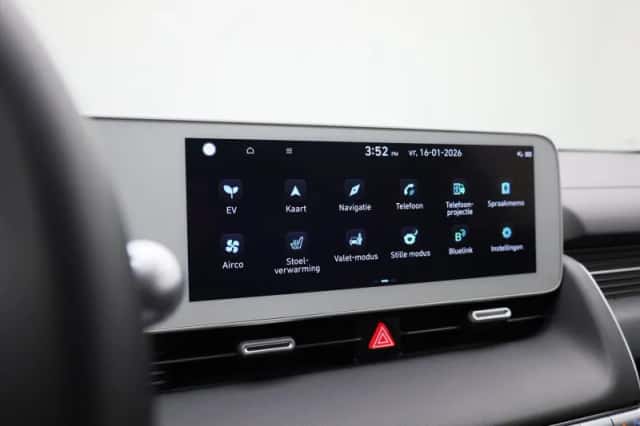 Hyundai Ioniq 5 (2024) thumbnail 30