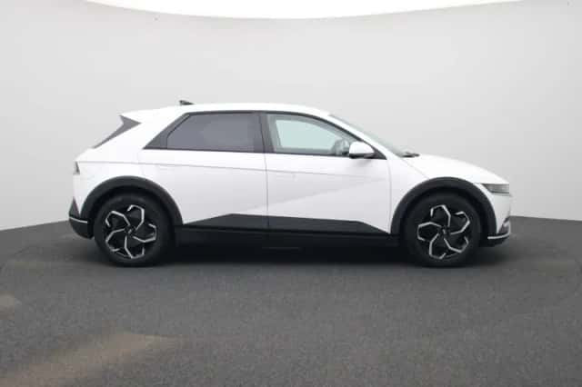 Hyundai Ioniq 5 (2024) thumbnail 8