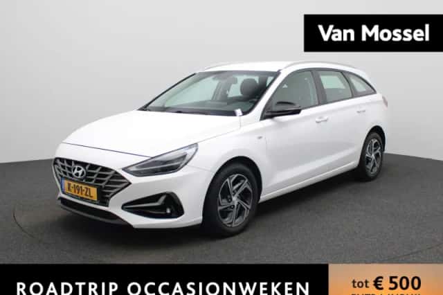 Hyundai i30 (2021) thumbnail 1