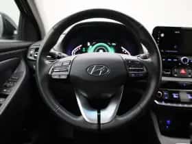 Hyundai i30 (2021) thumbnail 3
