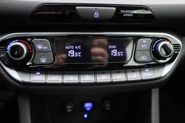 Hyundai i30 (2021) thumbnail 22