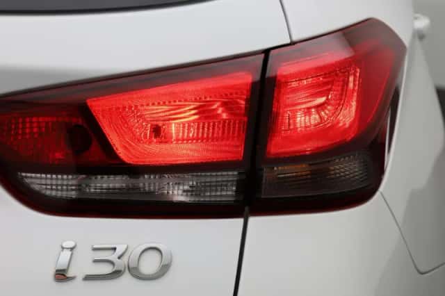 Hyundai i30 (2021) thumbnail 41