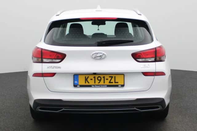 Hyundai i30 (2021) thumbnail 7