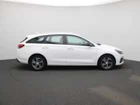 Hyundai i30 (2021) thumbnail 8