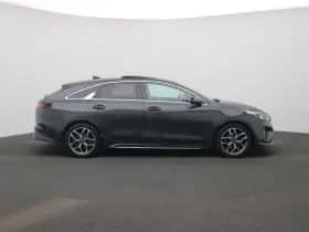 Kia Proceed (2021) thumbnail 8