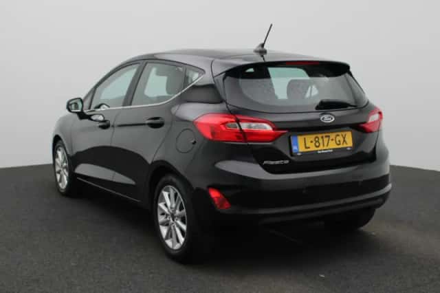 Ford Fiesta (2021) thumbnail 4