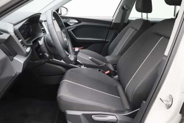 Audi A1 (2023) thumbnail 12