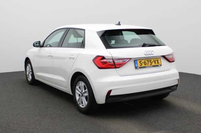 Audi A1 (2023) thumbnail 4