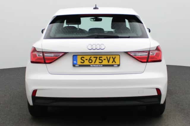 Audi A1 (2023) thumbnail 7