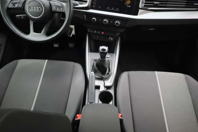 Audi A1 (2023) thumbnail 10