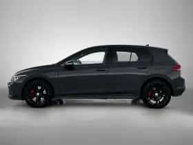 Volkswagen Golf (2021) thumbnail 4