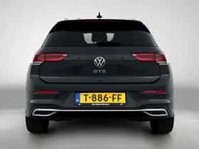 Volkswagen Golf (2021) thumbnail 5