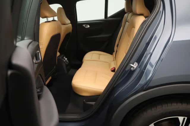 Volvo XC40 (2022) thumbnail 14