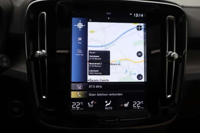 Volvo XC40 (2022) thumbnail 19