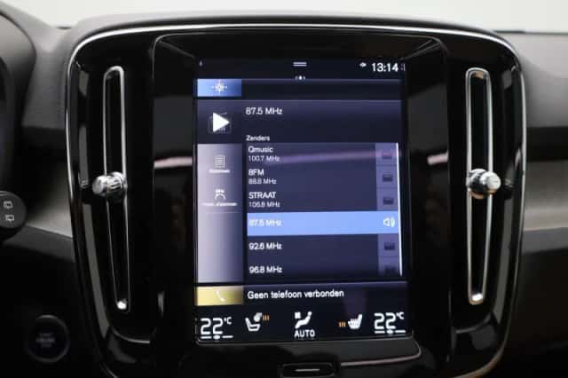 Volvo XC40 (2022) thumbnail 20
