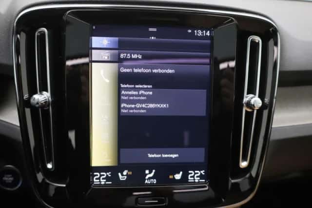 Volvo XC40 (2022) thumbnail 21