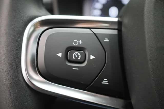 Volvo XC40 (2022) thumbnail 26
