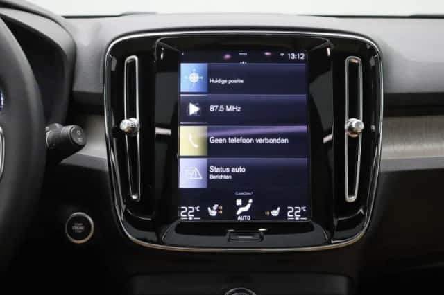 Volvo XC40 (2022) thumbnail 10