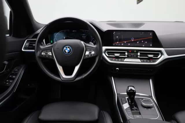 BMW 3-Serie (2022) thumbnail 3