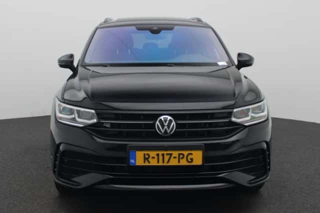 Volkswagen Tiguan (2022) thumbnail 5
