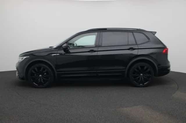Volkswagen Tiguan (2022) thumbnail 6