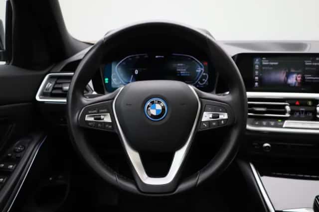 BMW 3-Serie (2022) thumbnail 3