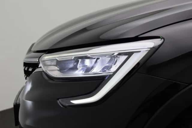 Renault Arkana (2022) thumbnail 16