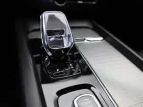 Volvo XC60 thumbnail 23