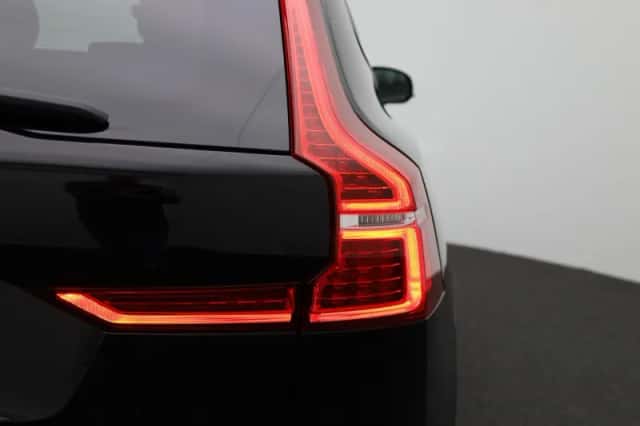 Volvo XC60 (2023) thumbnail 38