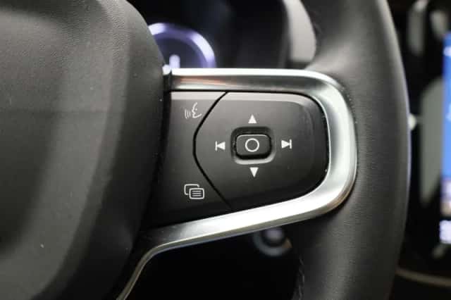 Volvo XC40 (2022) thumbnail 23