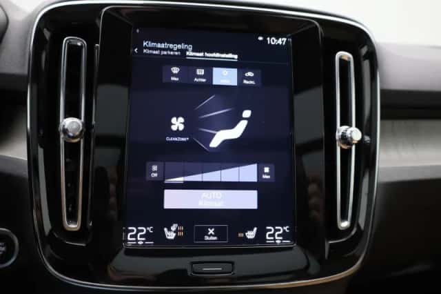 Volvo XC40 (2022) thumbnail 28