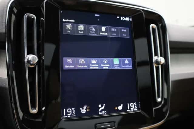 Volvo XC40 (2022) thumbnail 35
