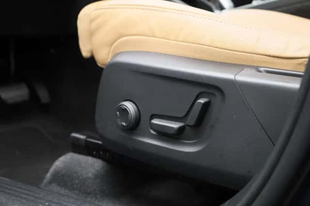 Volvo XC40 (2022) thumbnail 41