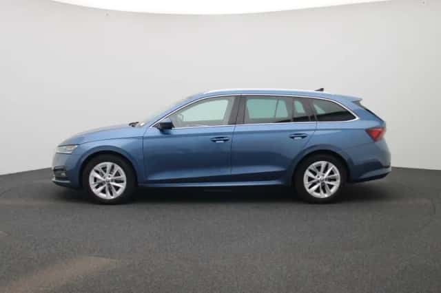 Škoda Octavia (2021) thumbnail 6