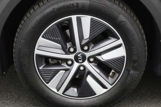 Kia Niro (2021) thumbnail 13