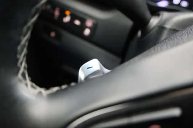 Kia Niro (2021) thumbnail 23