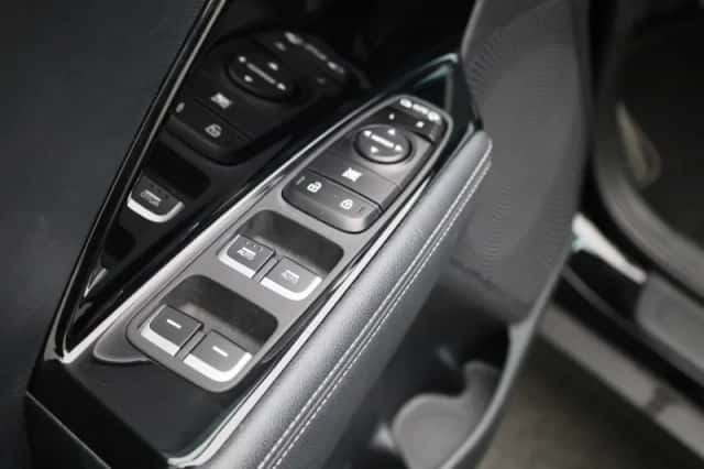 Kia Niro (2021) thumbnail 31