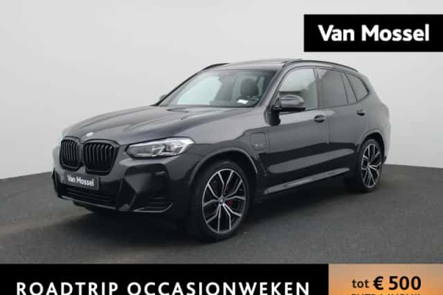 BMW X3 (2022) thumbnail 1