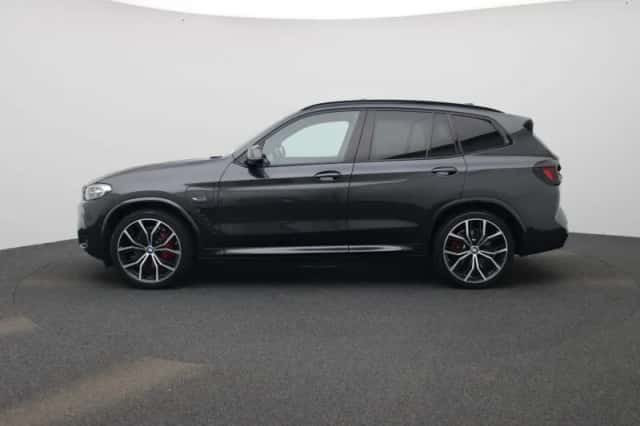 BMW X3 (2022) thumbnail 6
