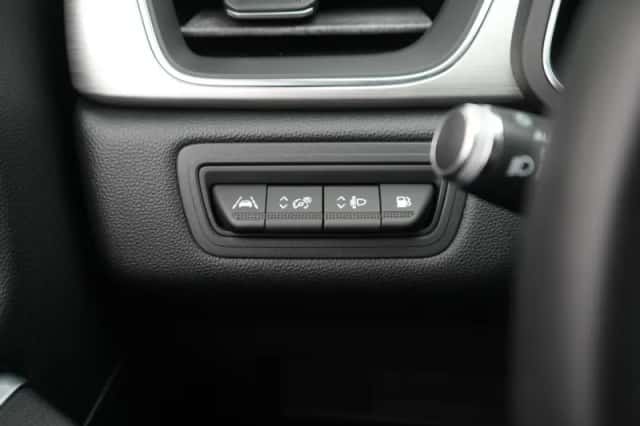 Renault Captur (2021) thumbnail 31