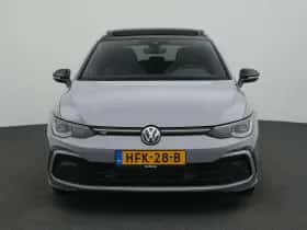 Volkswagen Golf (2024) thumbnail 3