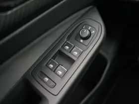 Volkswagen Golf (2024) thumbnail 40