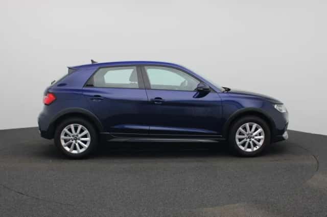 Audi A1 (2023) thumbnail 6