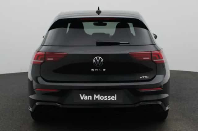 Volkswagen Golf (2025) thumbnail 5